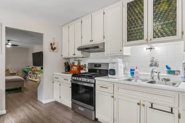 190 W Bacon Street, Hillsdale, MI 49242