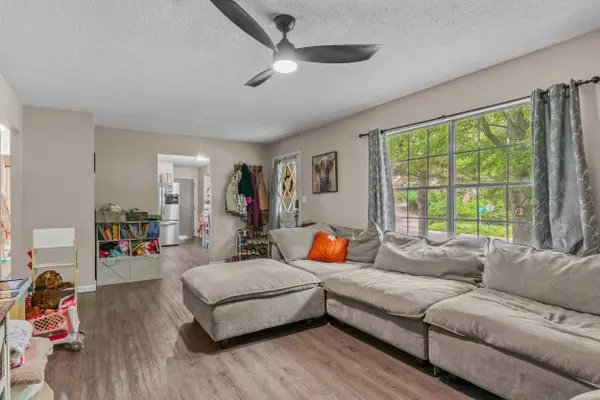 190 W Bacon Street, Hillsdale, MI 49242