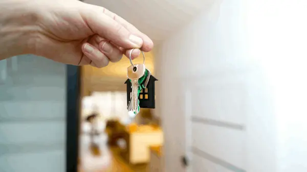 How I’d Buy a Home Without Overpaying in This Market,Bob Sawyer