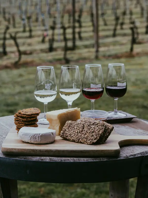 Eating and Drinking Well in Nevada County: Restaurants, Wineries & Farmers Markets