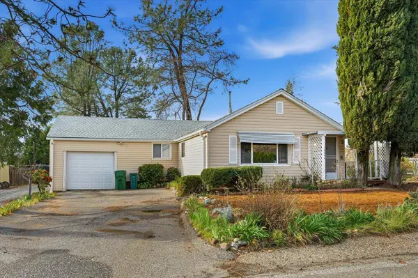10044 West DR, Grass Valley, CA 95945