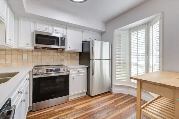 2002 Gentryside DR #117, Houston, TX 77077