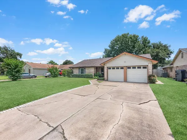 11219 Concho ST, Houston, TX 77072