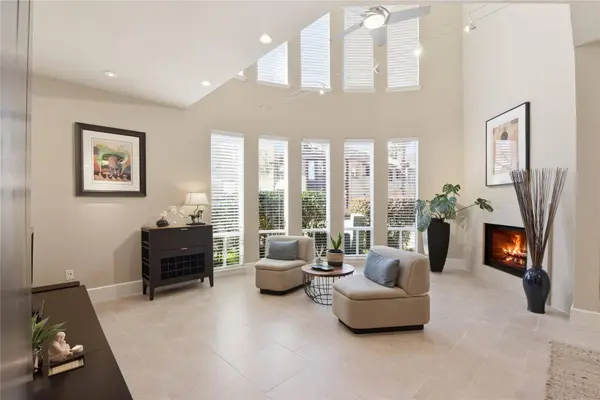 2409 Bering DR #21, Houston, TX 77057