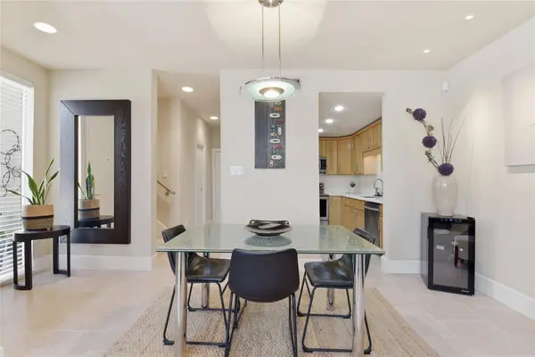 2409 Bering DR #21, Houston, TX 77057