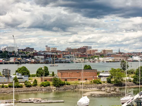 59-web-or-mls-1Anchorage-62