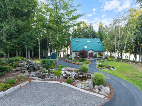480 Point DR, Mount Vernon, ME 04352