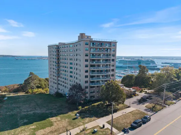 45 Eastern Promenade #11J, Portland, ME 04101
