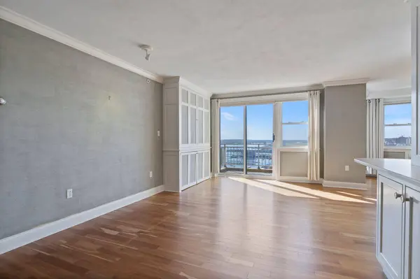 45 Eastern Promenade #11H, Portland, ME 04101