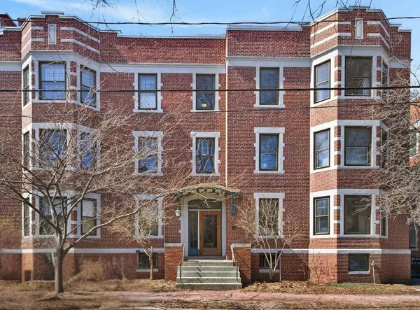 122 Neal ST #3N, Portland, ME 04102