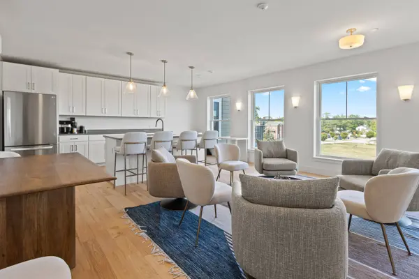 75 McAuley WAY #304, Portland, ME 04103