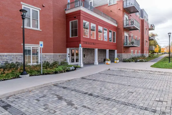 75 McAuley WAY #305, Portland, ME 04103