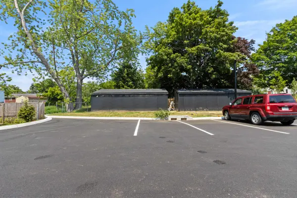41 W Presumpscot ST #F, Portland, ME 04103