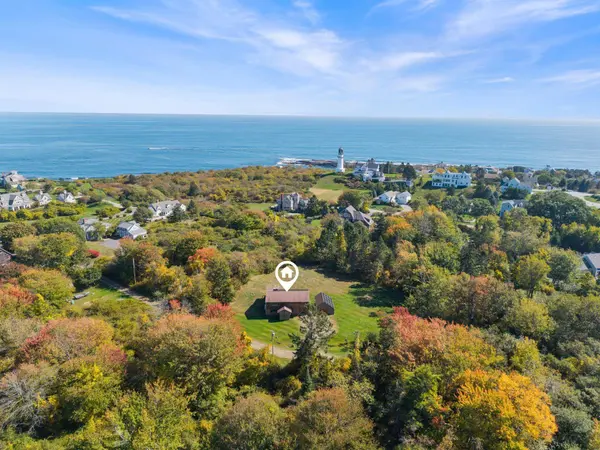 17 Brook RD, Cape Elizabeth, ME 04107