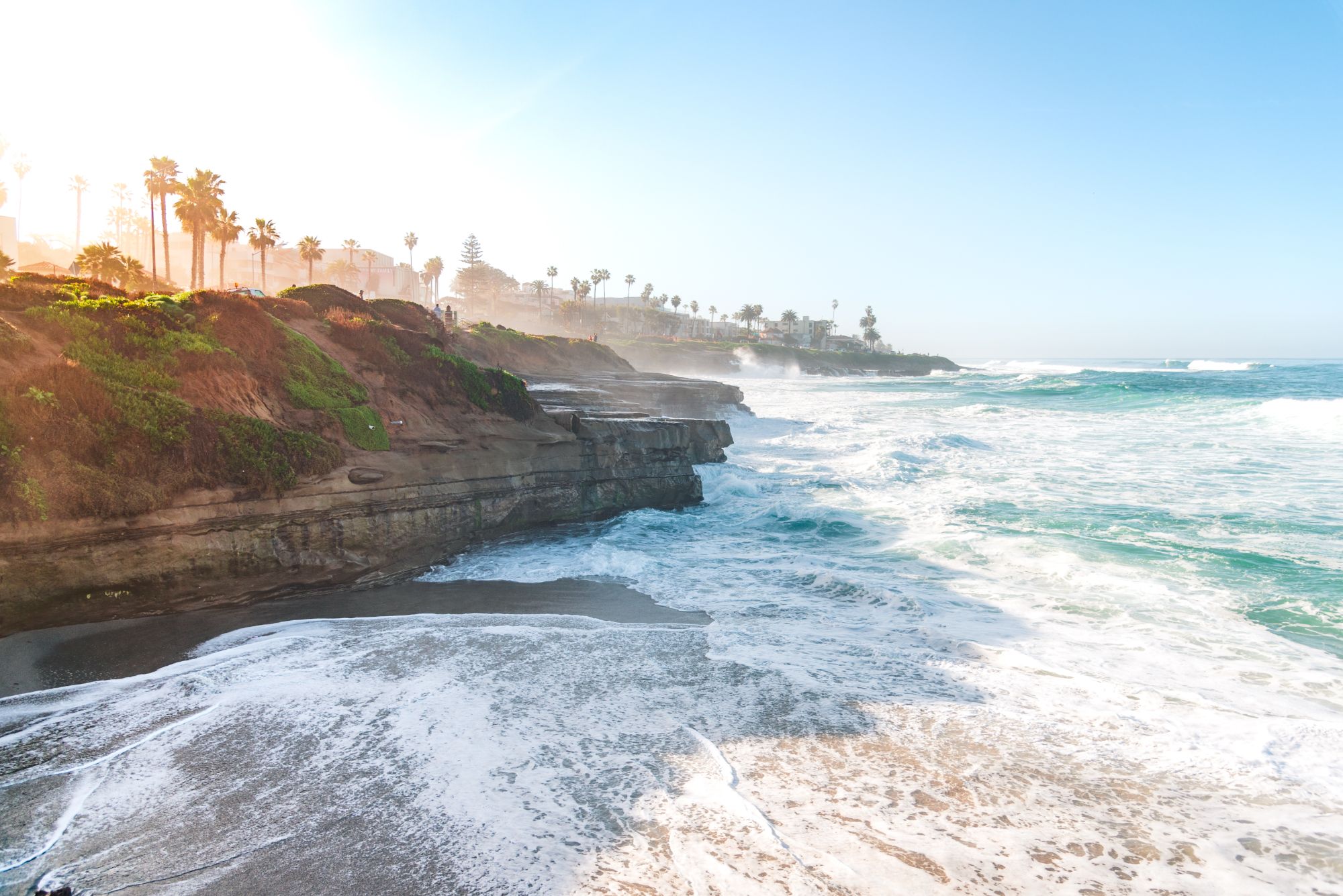 La Jolla shutterstock_2486338517