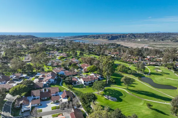 SOLANA BEACH shutterstock_2773930709