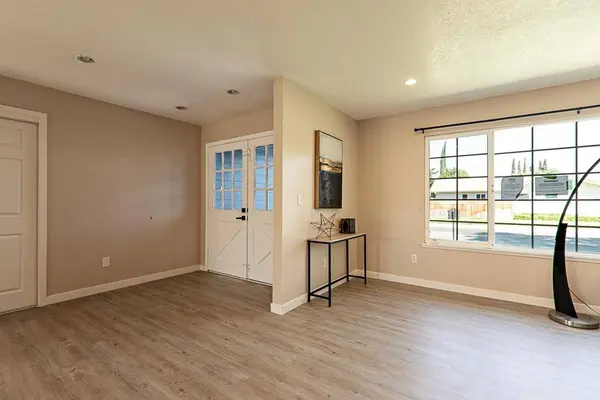 790 Hillsdale DR, Turlock, CA 95382