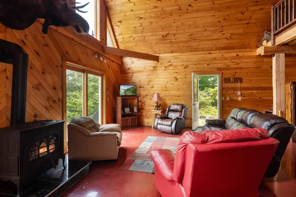 942 Deer Run LN, Enosburg, VT 05450