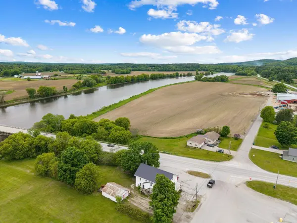 4232 Vermont 105 Route, Sheldon, VT 05483