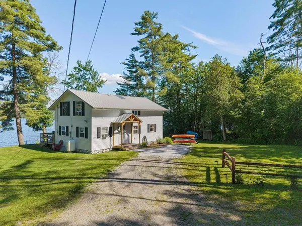 76 Tanner Junction RD, Franklin, VT 05457