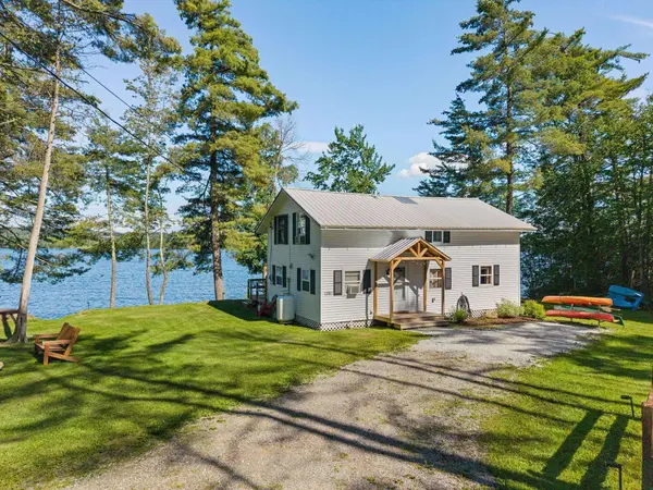 76 Tanner Junction RD, Franklin, VT 05457
