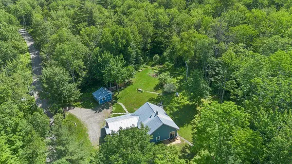 114 W Woodbury RD, Woodbury, VT 05680