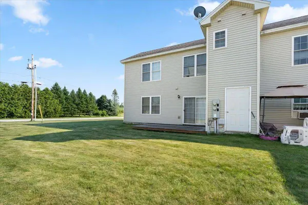 1002 Cook RD, Sheldon, VT 05483