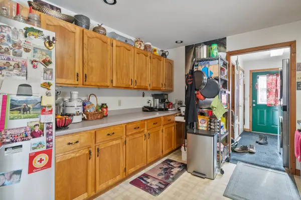 77 Johnson Street EXT, Hyde Park, VT 05655
