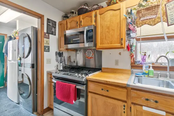 77 Johnson Street EXT, Hyde Park, VT 05655