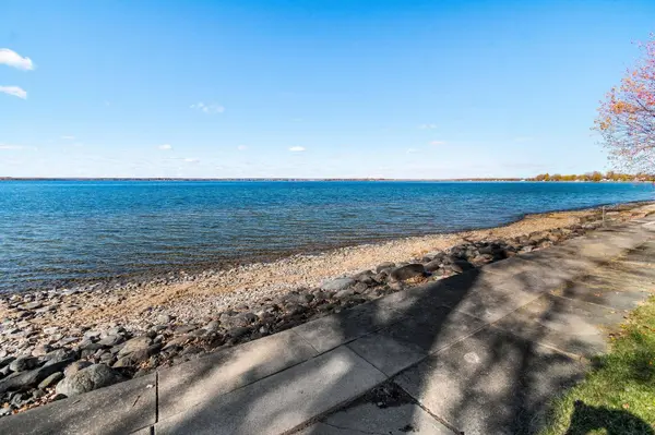 293 W Shore RD, Alburgh, VT 05440