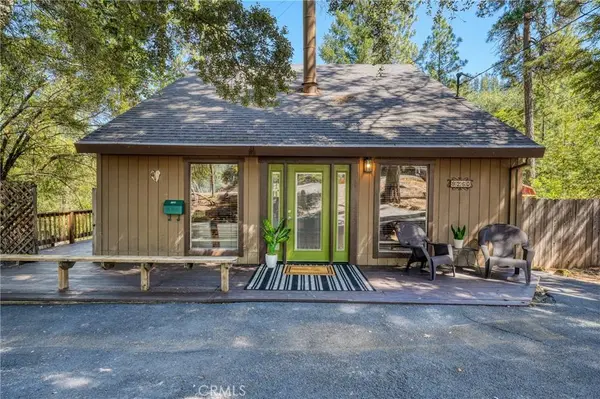 9260 Hoberg DR E, Cobb, CA 95426