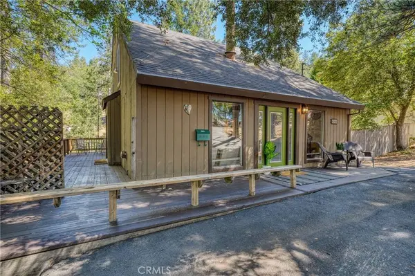 9260 Hoberg DR E, Cobb, CA 95426