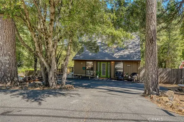 9260 Hoberg DR E, Cobb, CA 95426