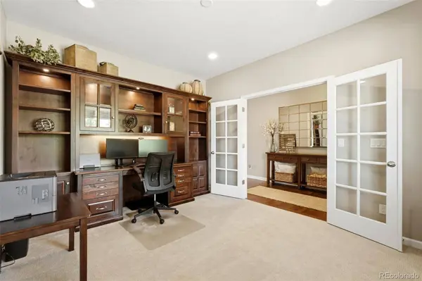 5042 S Valdai WAY, Aurora, CO 80015