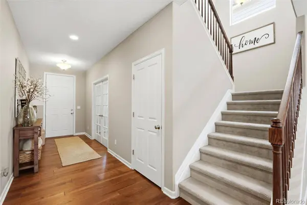 5042 S Valdai WAY, Aurora, CO 80015