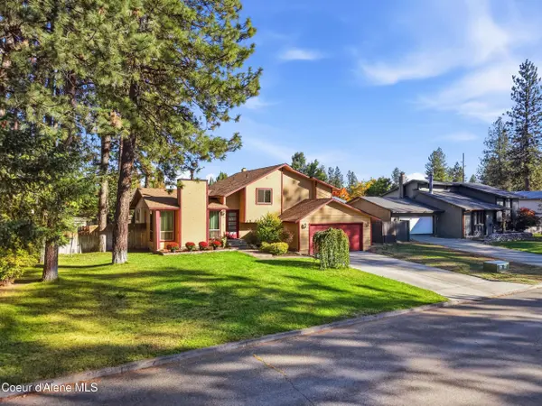 2406 N Pioneer Ridge DR, Post Falls, ID 83854