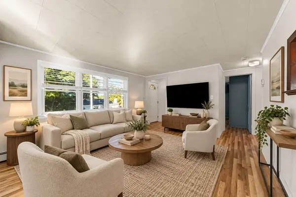 224 Baker St, Dover, NJ 07801-2624