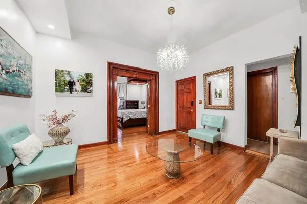 203 HANCOCK AVE, Jc Heights, NJ 07307