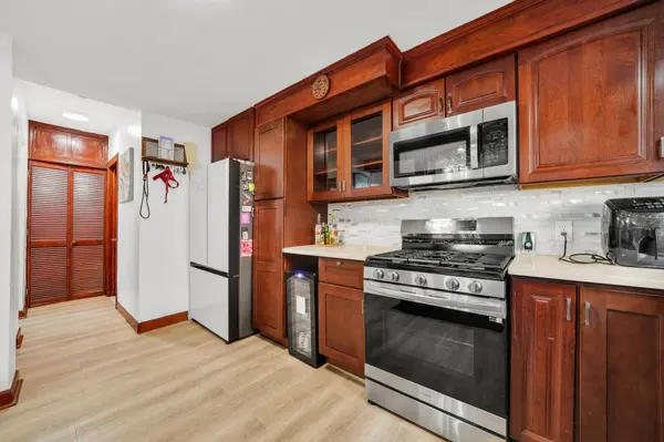 203 HANCOCK AVE, Jc Heights, NJ 07307