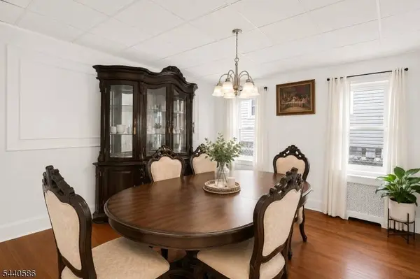 41 Berkeley Pl, Bloomfield Twp., NJ 07003