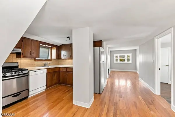 297 Lakeview Ave #2, Clifton City, NJ 07011