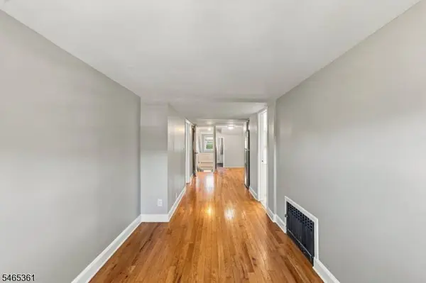 297 Lakeview Ave #2, Clifton City, NJ 07011