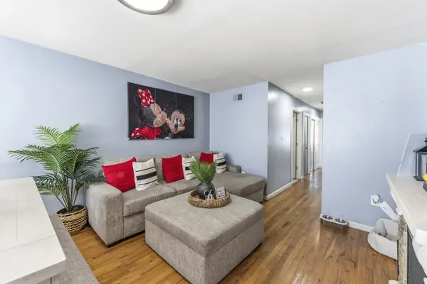 56 Vincent St, Newark, NJ 07105-4312