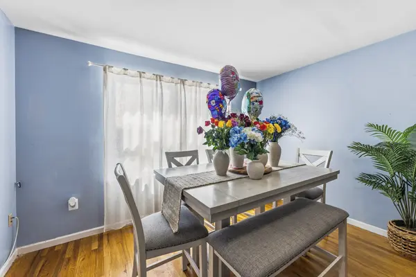 56 Vincent St, Newark, NJ 07105-4312