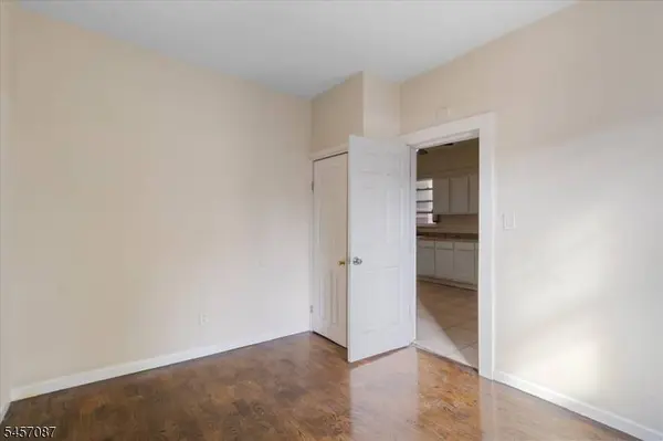 422 Jelliff Ave, Newark City, NJ 07112