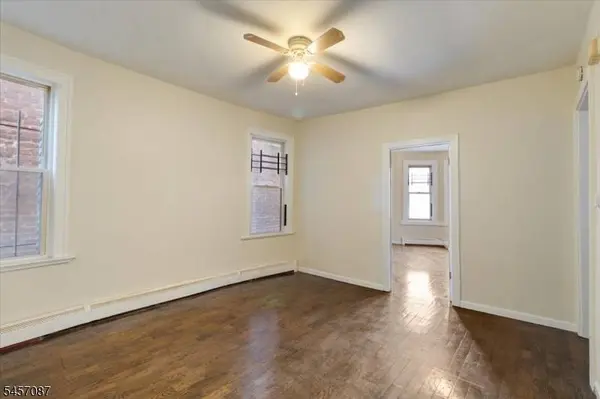 422 Jelliff Ave, Newark City, NJ 07112