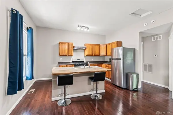 79 W Mound Street, Sabina, OH 45169