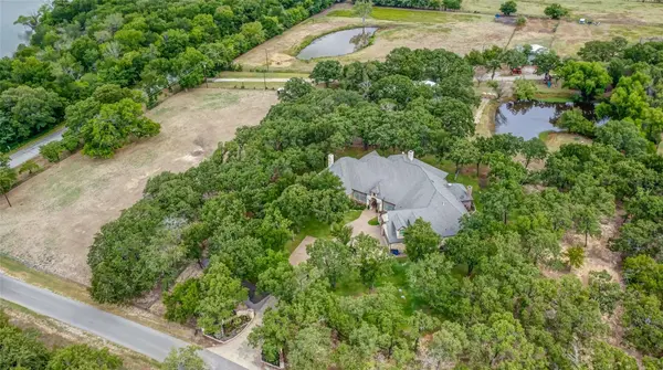 6565 Rockridge TRL, Aubrey, TX 76227
