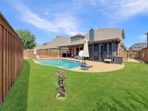 1413 Clearwater DR