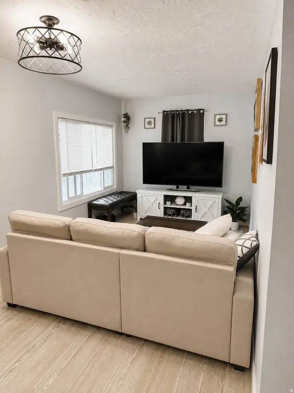 244 E 13TH ST S, Ogden, UT 84404